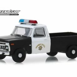 1975 Ford F-100 Pickup Truck, California Highway Patrol - Greenlight 30085/48 - 1/64 Diecast Car