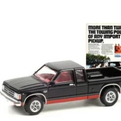 Greenlight 1983 Chevy S-10 Maxi-Cab Pickup Truckwith Red - 39080E/48 - 1/64 Scale Diecast Model Toy Car
