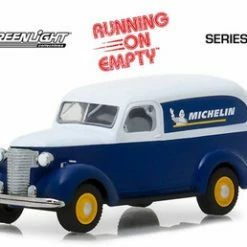 1939 Chevy Panel Truck Michelin, Michelin - Greenlight 41050B/48 - 1/64 Scale Diecast Model Toy Car
