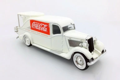 1934 Dodge KH-32 Fountain Truck, White - Motor City Classics 443934 - 1/43 Scale Diecast Car