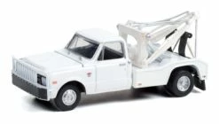 ModelToyCars 1968 Chevy C-30 Dually Wrecker, White - Greenlight 46070/48 - 1/64 Scale Diecast Model Toy Car