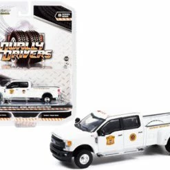 Greenlight Detroit, MI Mounted Police 2017 Ford F-350 Dually 4x4 46080D/48 1/64 Scale Diecast Model Toy Car