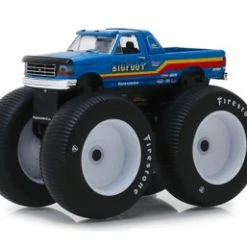 ModelToyCars Kings Of Crunch 1996 Ford F250 Monster Truck-Bigfoot #7, Blue - Greenlight 49050F, 1/64 Diecast Car