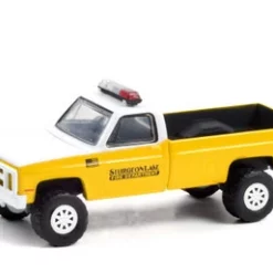 Greenlight Sturgeon Lake Fire Department 1987 Chevy M1008and 67010C/48 1/64 Scale Diecast Model Toy Car