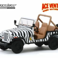 1976 Jeep CJ-7, Ace Ventura 'When Nature Calls' - Greenlight 86574 - 1/43 Scale Diecast Car