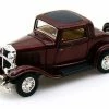 Lucky Road Signature 1932 Ford 3-Window Coupe, Burgundy - Yatming 94231 - 1/43 Scale Diecast Model Toy Car