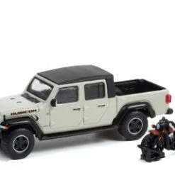 2020 Jeep Gladiator Rubicon & 2020 Indian Scout Motorcycle Greenlight 97120 1/64 Scale Diecast Car