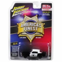 1970 Chevy Camaro Z28, California Highway Patrol  - Johnny Lightning JLCP7025 - 1/64 Diecast Car