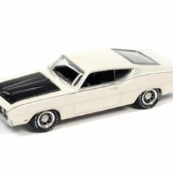 1969 Ford Torino Talladega, Wimbledon White - Johnny Lightning JLSP222 - 1/64 Scale Diecast Car