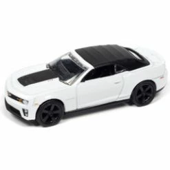 2013 Chevy Camaro ZL1, Summit White - Johnny Lightning JLSP227/24B - 1/64 Scale Diecast Car