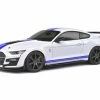 2020 Ford Mustang GT500 Fast Track, Oxford White - Solido S1805904 - 1/18 Scale Diecast Car
